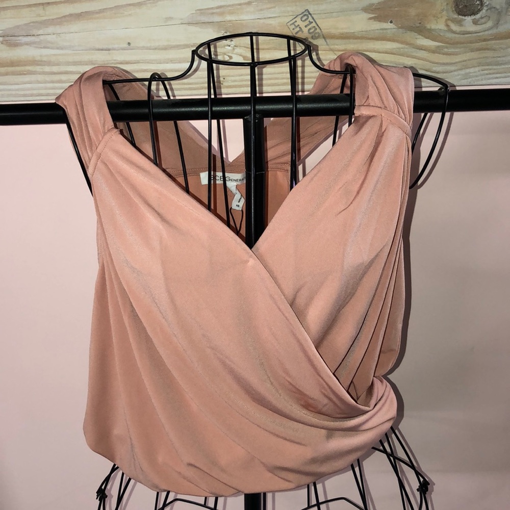 BCBG top